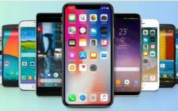 Various smartphones and tablets displayed together.